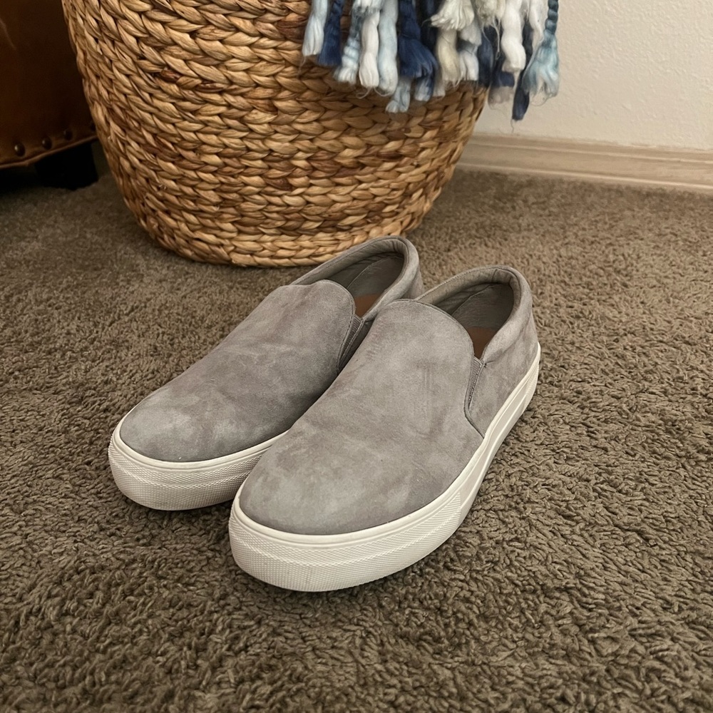 Steve Madden Women’s Gills Sneaker